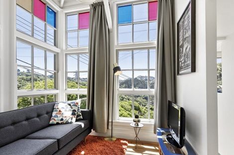 Photo of property in 77 Durham Street, Brooklyn, Wellington, 6021