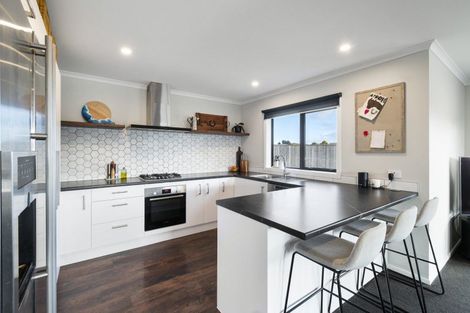 Photo of property in 34 George Street, Bulls, 4818
