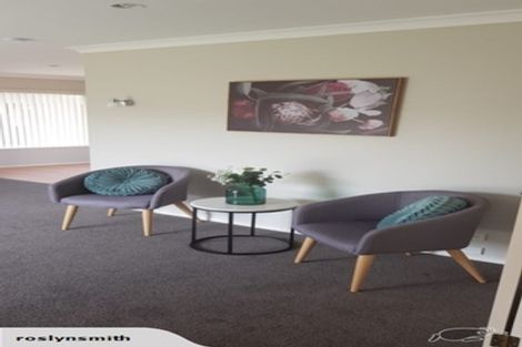 Photo of property in 16 Rathmar Drive, Manurewa, Auckland, 2105