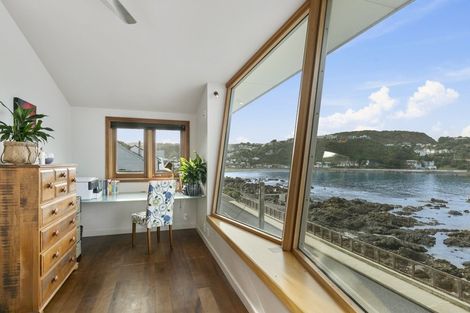 Photo of property in 110 Owhiro Bay Parade, Owhiro Bay, Wellington, 6023