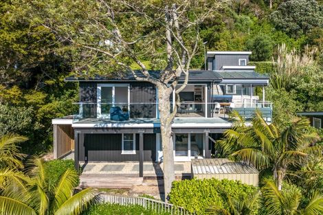 Photo of property in 31 Miro Road, Palm Beach, Waiheke Island, 1081
