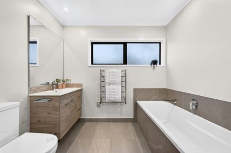 Photo of property in 2 Poaka Road, Hobsonville, Auckland, 0616