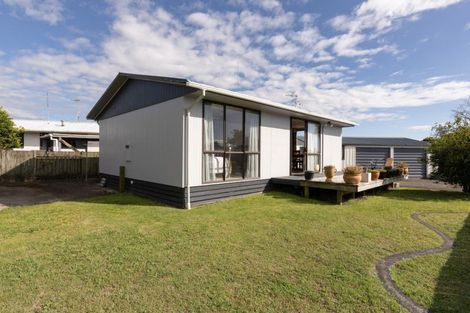 Photo of property in 11a Longstead Avenue, Papamoa Beach, Papamoa, 3118