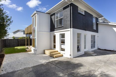 Photo of property in 4/34 Rewarewa Road, Te Atatu Peninsula, Auckland, 0610