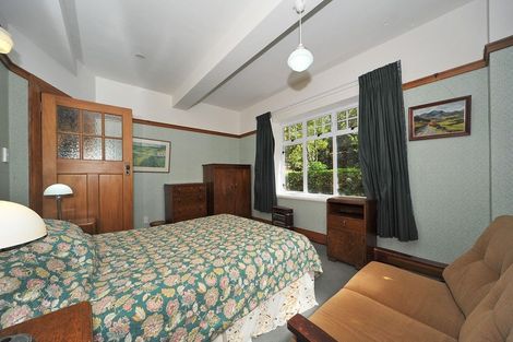 Photo of property in Chevening Flats, 90 Salamanca Road, Kelburn, Wellington, 6012