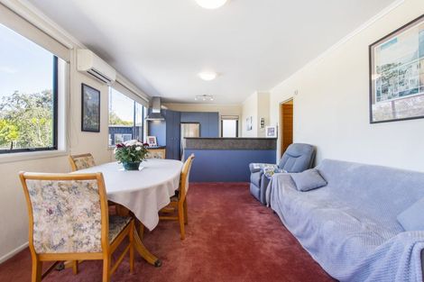 Photo of property in 2/27 Simkin Avenue, St Johns, Auckland, 1072