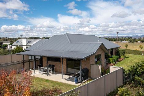 Photo of property in 23 Chandler Crescent, Clyde, 9330