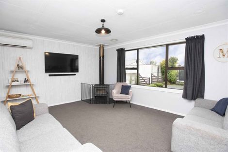 Photo of property in 33 Norwood Street, Newfield, Invercargill, 9812