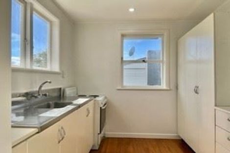 Photo of property in 72 Hepburn Road, Glendene, Auckland, 0602