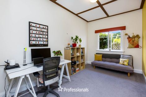 Photo of property in 30 Gloucester Street, Silverstream, Upper Hutt, 5019