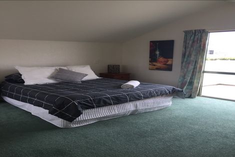 Photo of property in 23 Fairview Terrace, Waipahihi, Taupo, 3330