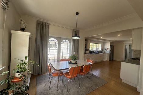 Photo of property in 33 Kotare Street, Fendalton, Christchurch, 8041