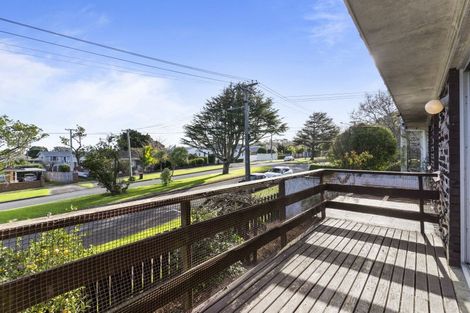 Photo of property in 2/57 Moana Avenue, One Tree Hill, Auckland, 1061