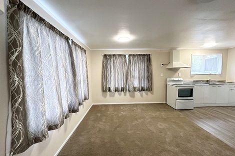 Photo of property in 1/6 Penion Drive, Flat Bush, Auckland, 2023