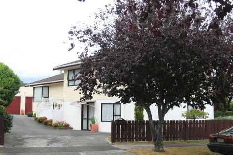 Photo of property in 22 Tacoma Drive, Totara Park, Upper Hutt, 5018