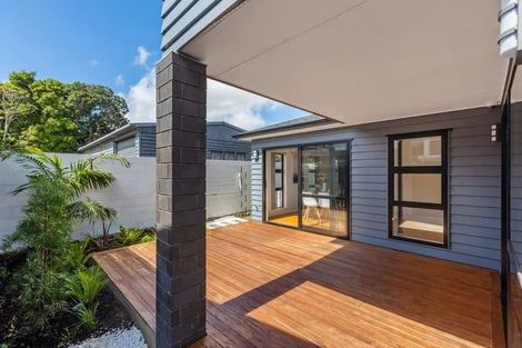 Photo of property in 19a Muir Avenue, Mangere Bridge, Auckland, 2022