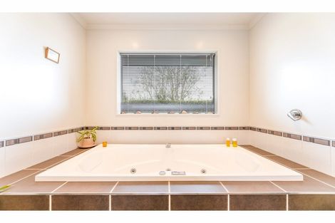 Photo of property in 250 Prestons Road, Marshland, Christchurch, 8051