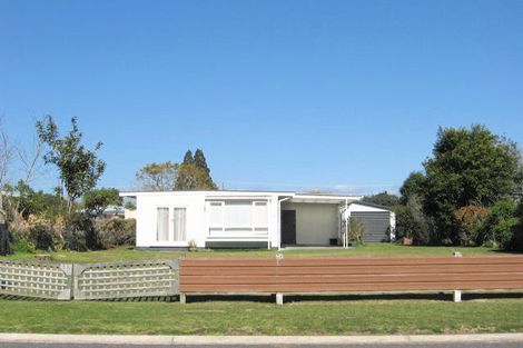 Photo of property in 24 White Street, Whitianga, 3510