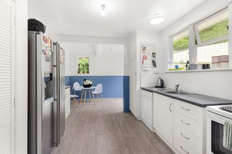 Photo of property in 14 Greer Crescent, Tawa, Wellington, 5028