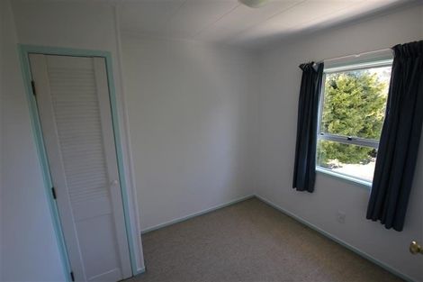 Photo of property in 15 Katrina Place, Massey, Auckland, 0614