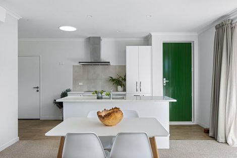 Photo of property in 28a Elizabeth Street, Orewa, 0931