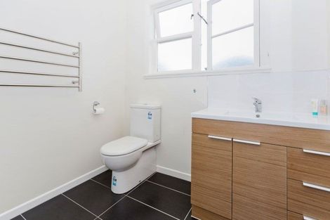 Photo of property in 203 Campbell Road, Greenlane, Auckland, 1061