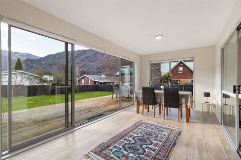 Photo of property in 19a Devon Street, Arrowtown, 9302