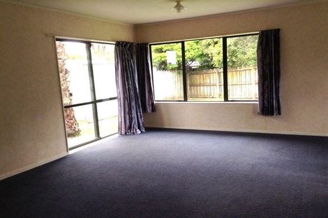 Photo of property in 15 Waylen Place, Burswood, Auckland, 2013