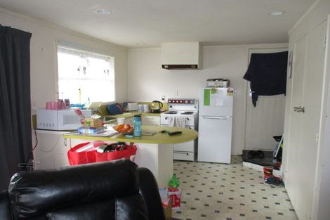 Photo of property in 30 Mana Esplanade, Paremata, Porirua, 5026