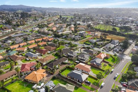 Photo of property in 3 Martin Jugum Lane, Ranui, Auckland, 0612