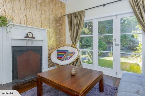 Photo of property in 46 Jackson Street, Island Bay, Wellington, 6023