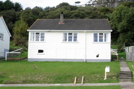 Photo of property in 27 Cleland Crescent, Naenae, Lower Hutt, 5011