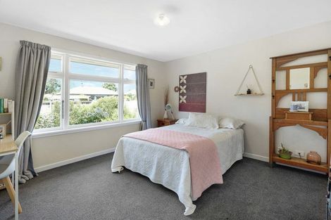 Photo of property in 15 Thornton Street, Mairehau, Christchurch, 8013