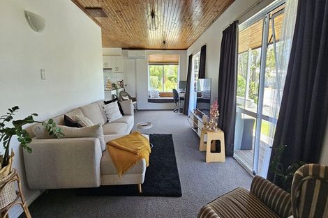 Photo of property in 12 Cove Road, Waipu, 0510