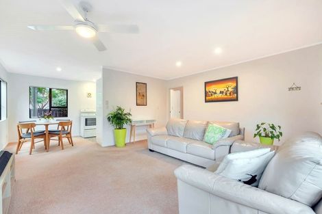 Photo of property in 1/11 Seine Road, Forrest Hill, Auckland, 0620