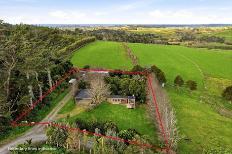 Photo of property in 497a Tara Road, Mangawhai, 0573