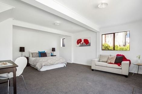 Photo of property in 49b Albatross Close, Whitby, Porirua, 5024