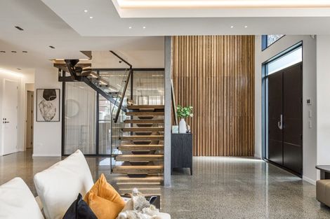 Photo of property in 38 Fernhill Way, Oteha, Auckland, 0632