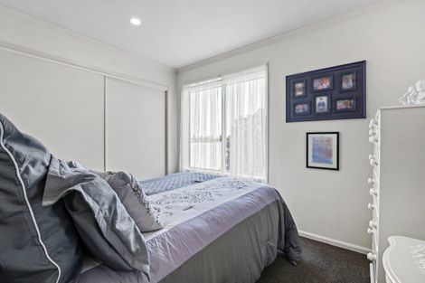 Photo of property in 46 Millennial Way, Orewa, 0931