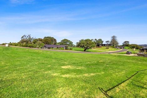 Photo of property in 1 Garden Way, Mangawhai Heads, Mangawhai, 0505