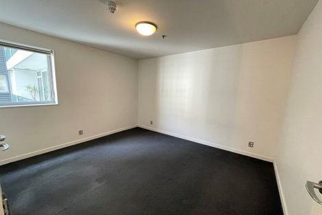 Photo of property in Montreaux Apartments, 5i/164 The Terrace, Wellington Central, Wellington, 6011