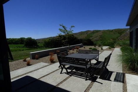 Photo of property in 636 Bannockburn Road, Bannockburn, Cromwell, 9384