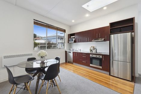 Photo of property in 203 Tasman Street, Mount Cook, Wellington, 6021