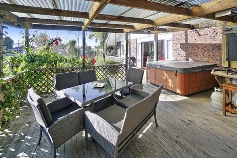 Photo of property in 61 Moehau Street, Te Puke, 3119