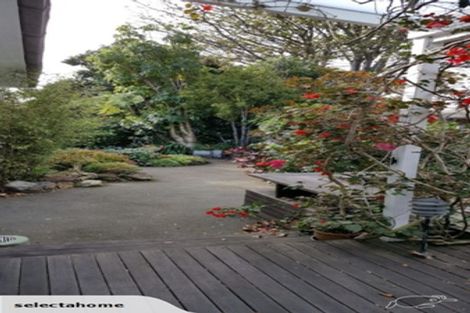 Photo of property in 12 Maire Street, Eastbourne, Lower Hutt, 5013