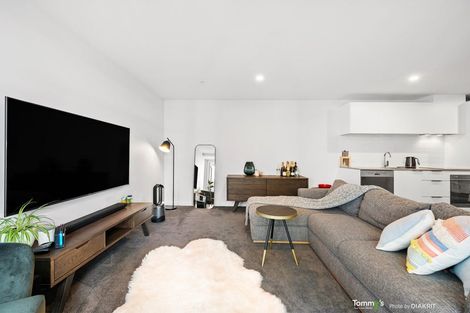 Photo of property in Pinnacle Apartments, E904/160 Victoria Street, Te Aro, Wellington, 6011