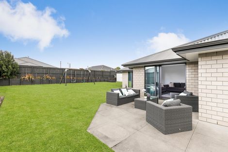 Photo of property in 6 Vivien Place, Patumahoe, Pukekohe, 2679