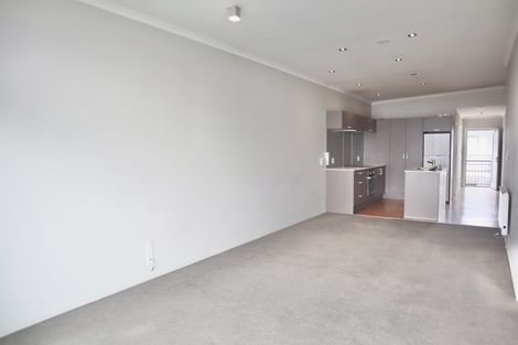 Photo of property in 277 Maunganui Road, Mount Maunganui, 3116