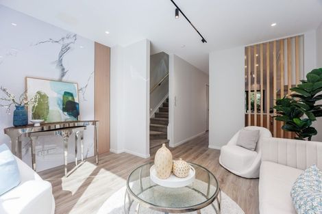 Photo of property in 111 Sycamore Drive, Sunnynook, Auckland, 0620
