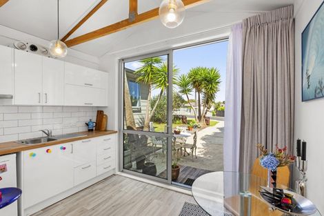 Photo of property in 23b Uenuku Avenue, Raglan, 3225